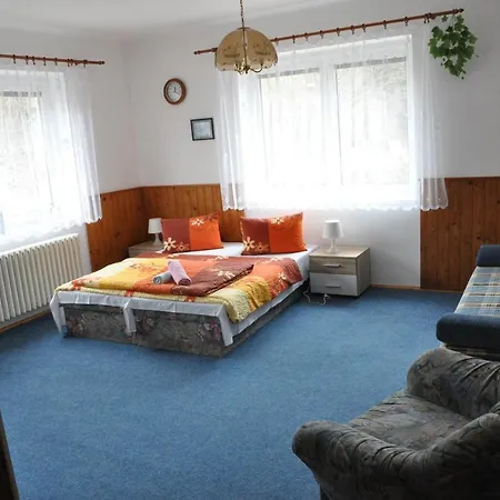 Penzion Zelinka Korenov Exterior photo